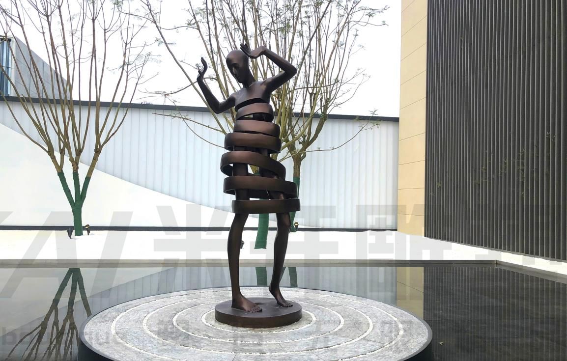 重庆金融街融府抽象雕塑