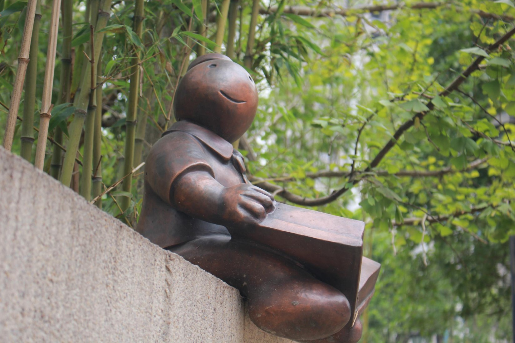 重庆人民小学锻铜雕塑