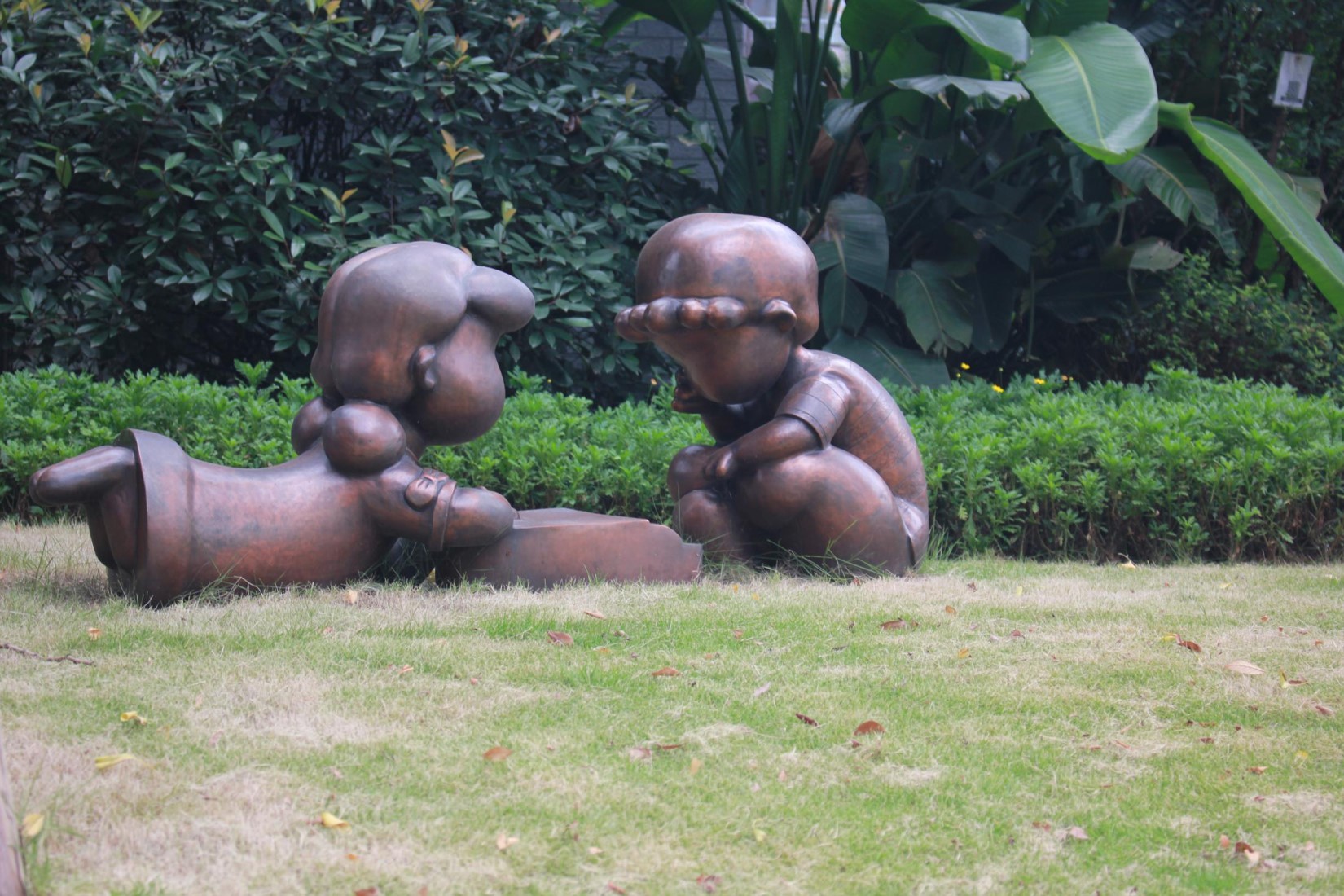 重庆人民小学锻铜儿童雕塑